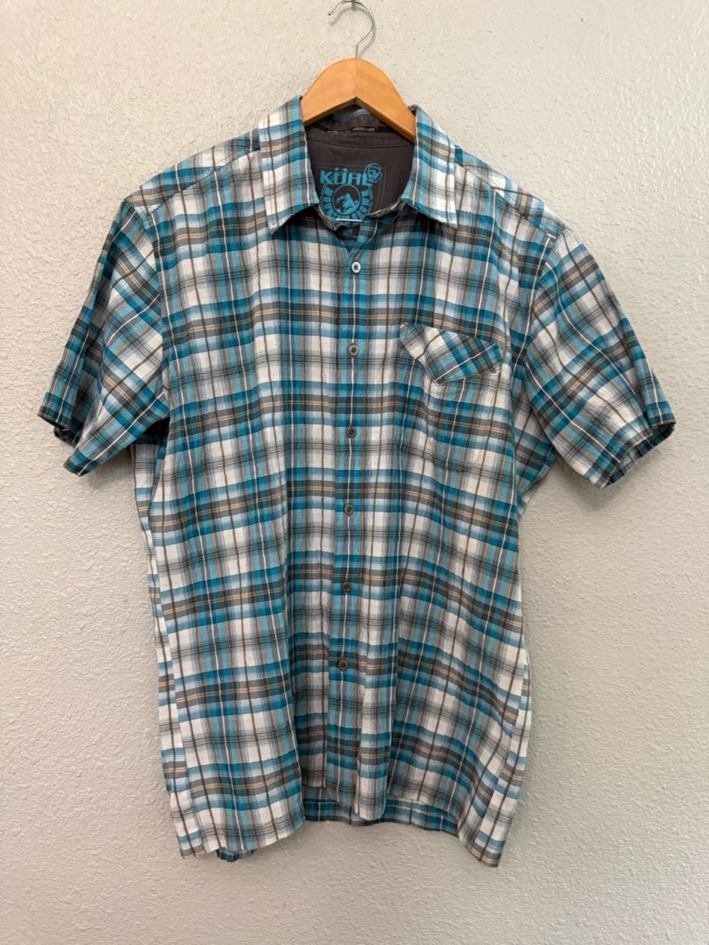 Men’s Kuhl Response Button Up S/S Shirt size Large